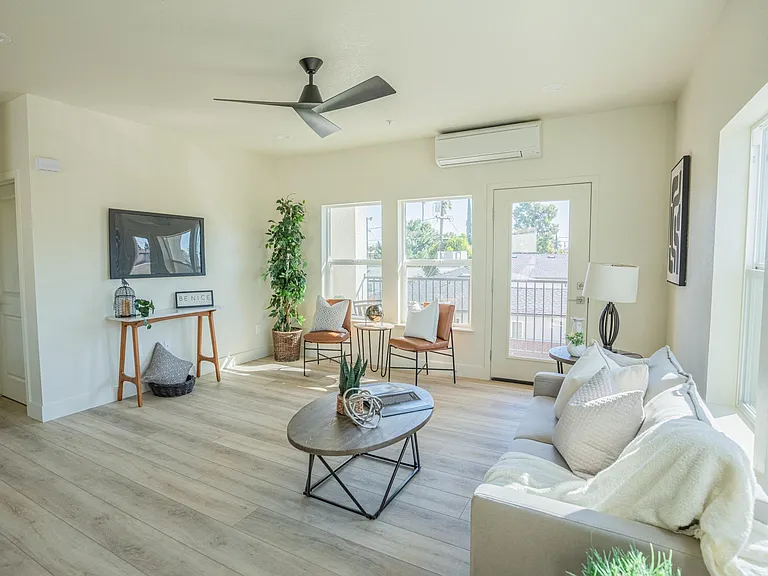 649 Stewart St #201 — Photo 6