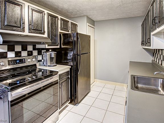 4th image of 9741 Sunrise Blvd Unit M20