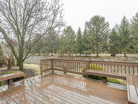 5th image of 8647 Stone Oak Dr