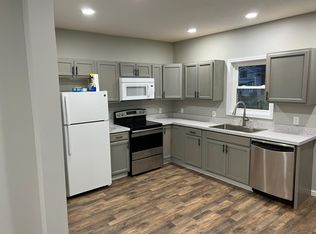 280 Grant St, Geneva, OH 44041