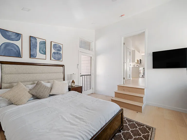 119 W Channel Rd #119 — Photo 7