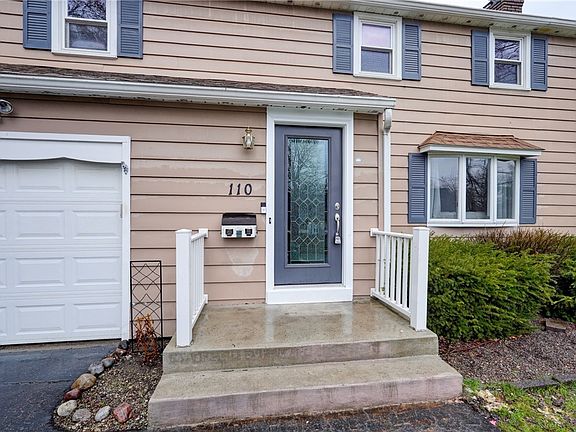 3rd image of 110 Highwood Rd