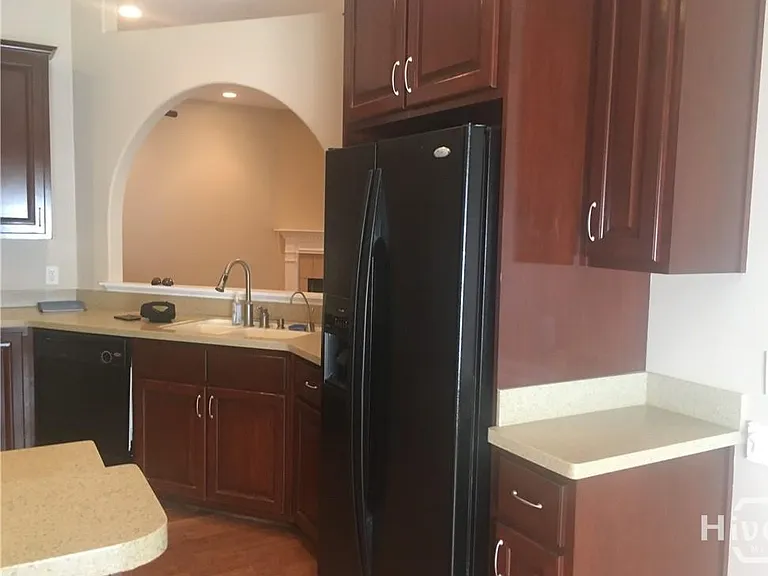 644 Marshview Dr — Photo 5