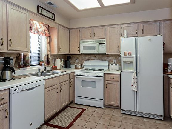 5th image of 18 Bradford Pl