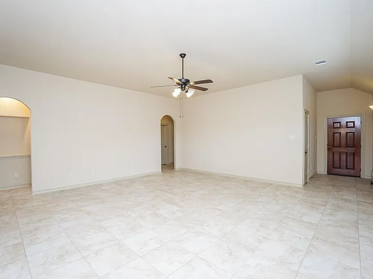 2206 Argos Dr — Photo 9