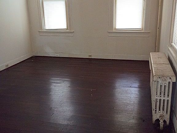 3rd image of 2802 Mosher St