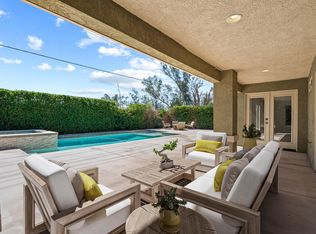 2102 Marguerite St, Palm Springs, CA 92264