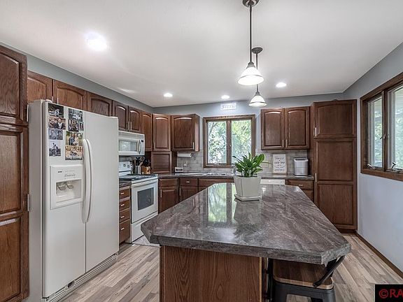 4th image of 604 S Anna Ave