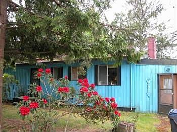 1st image of 679 Sollecks Ave SE