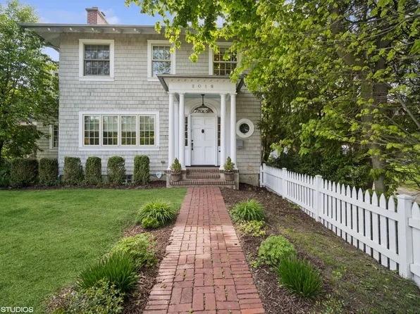 2018 Linden Ave, Highland Park, IL 60035