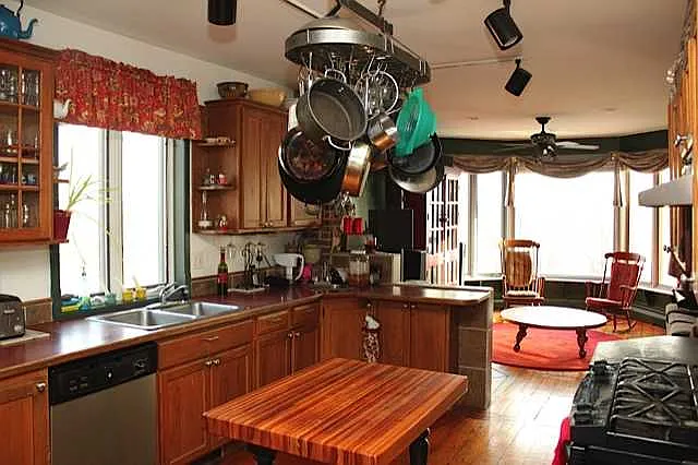 7 bed, $7,500 — Photo 4