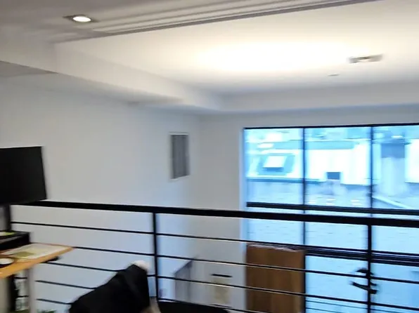 320 Bedford Avenue image 10 of 11