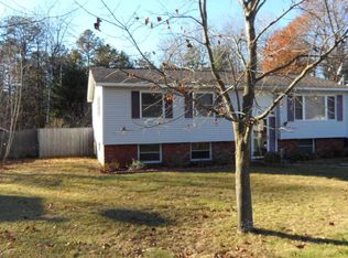 13 Wintergreen Rd, Queensbury, NY 12804