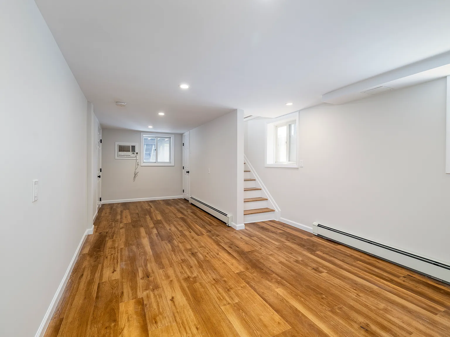 3 bed, 2.5 bath, 1620 sqft, $4,800 — Photo 4