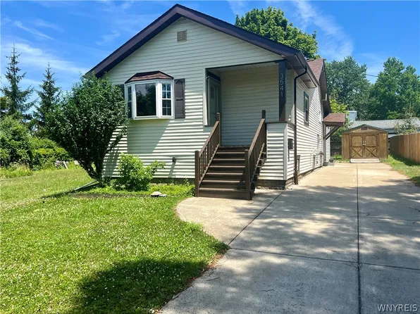 3541 James Ave, Buffalo, NY 14219