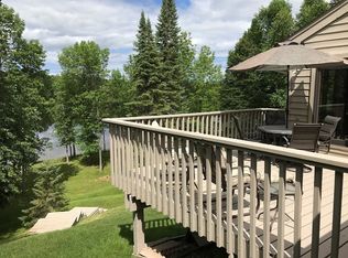 412 Shorewood Dr, International Falls, MN 56649
