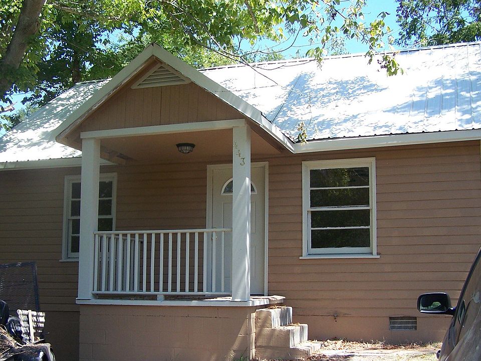 1st image of 443 Shelby St