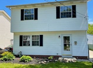 1313 E 345th St, Eastlake, OH