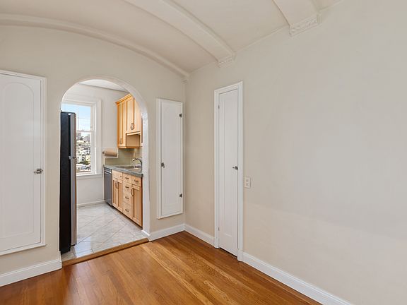 4th image of 2701 Van Ness Ave APT 706