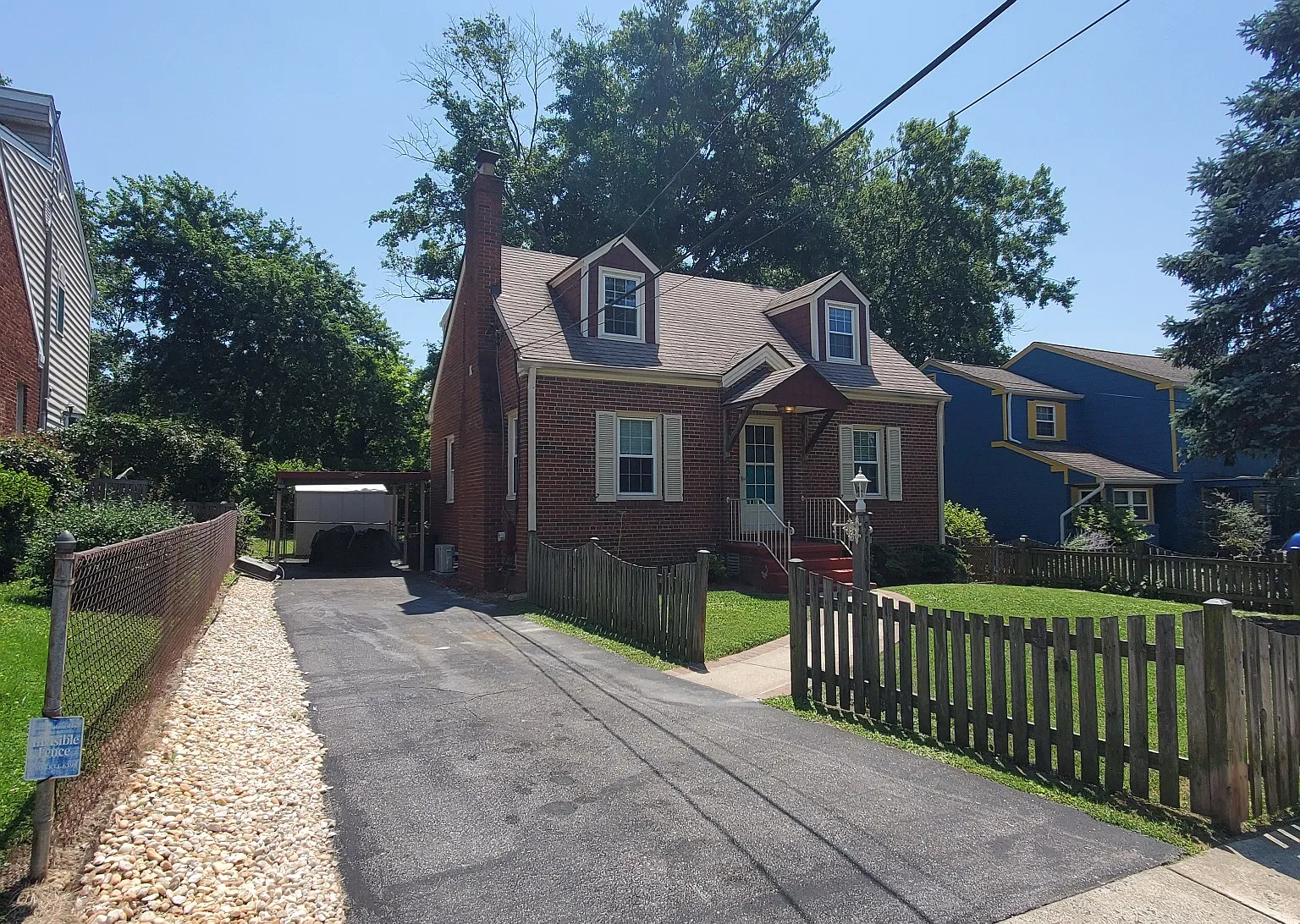 9505 Warren St — Photo 1