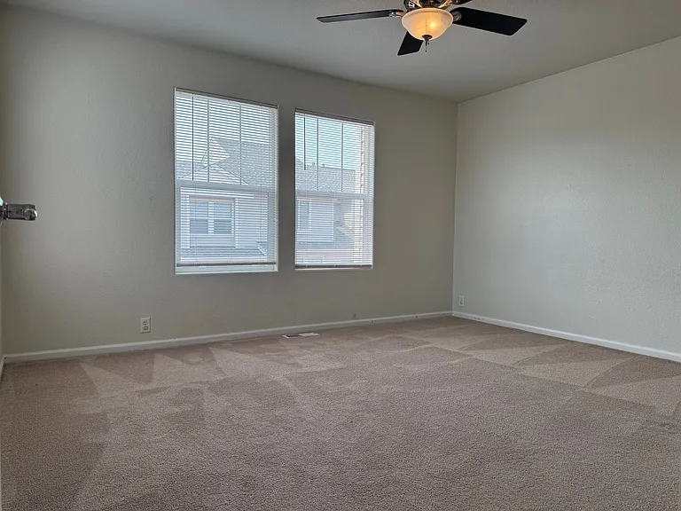 7681 Sandy Springs Point — Photo 17