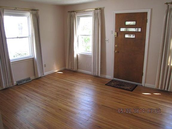 4th image of 662 E Jeffrey Pl