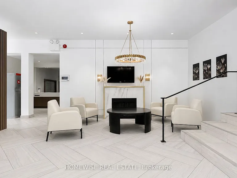 2500 Bathurst St #401 — Photo 19