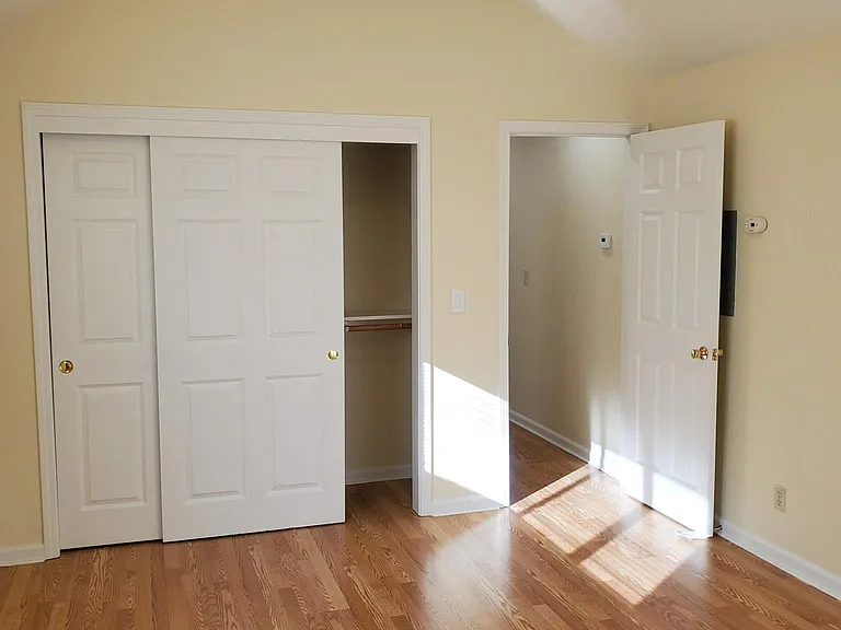 1612 Francisco St — Photo 6