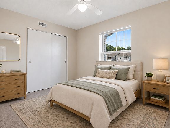 4th image of 3814 Cascades Blvd #310