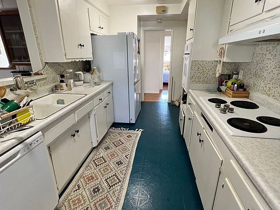 5th image of 433 Arnett Ave