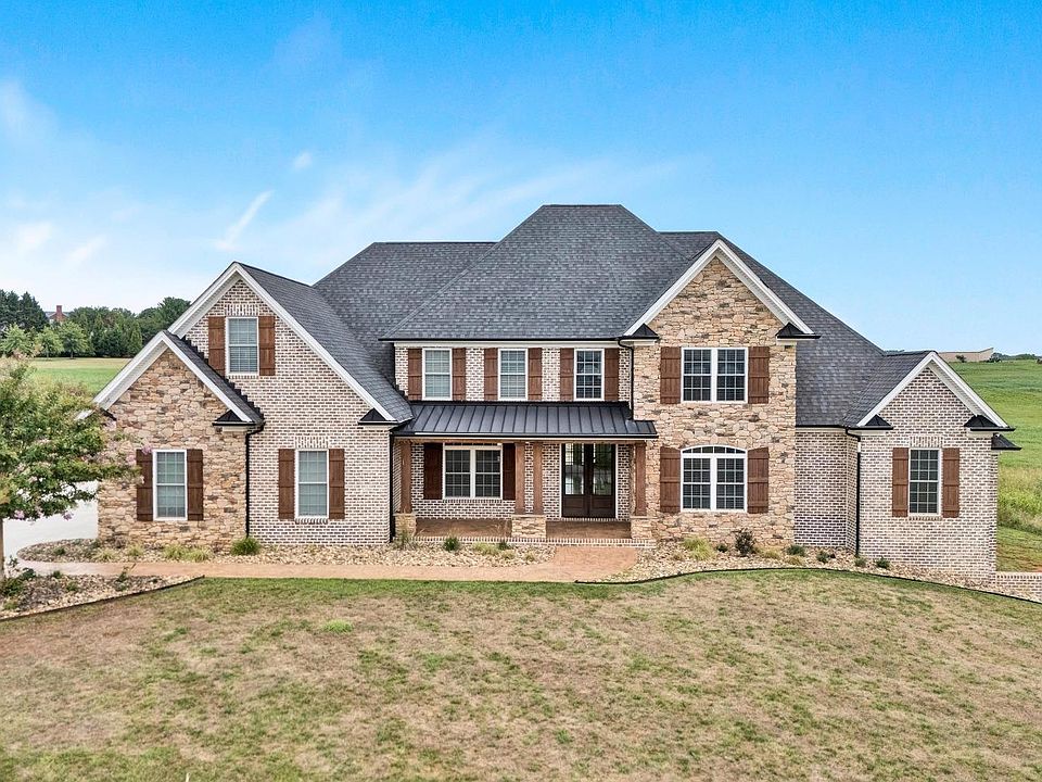 1st image of 1488 Lake Manor Dr