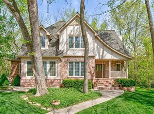 3208 Thornbird St, Blue Springs, MO 64015