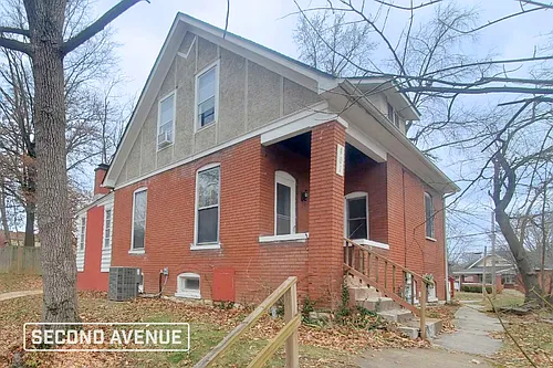 401 N Douglas Ave Photo 1