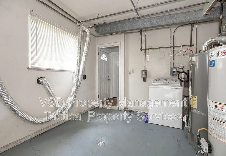 20131 Crystal Ave #UP — Photo 20