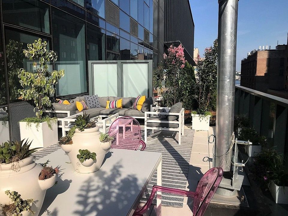 1st image of 507 W 28th St #1115