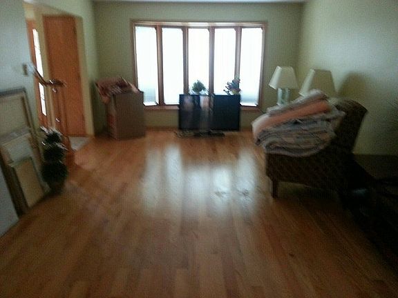 2nd image of 763 Yorkshire Ln