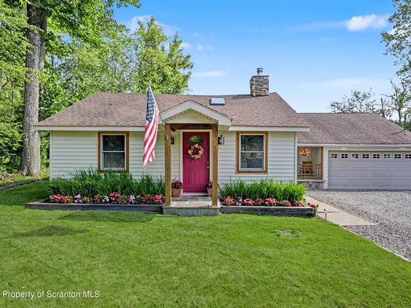 525 Simrell Rd, Clarks Summit, PA 18411