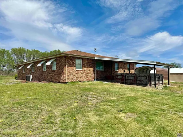 13895 178th Rd, Mayetta, KS 66509