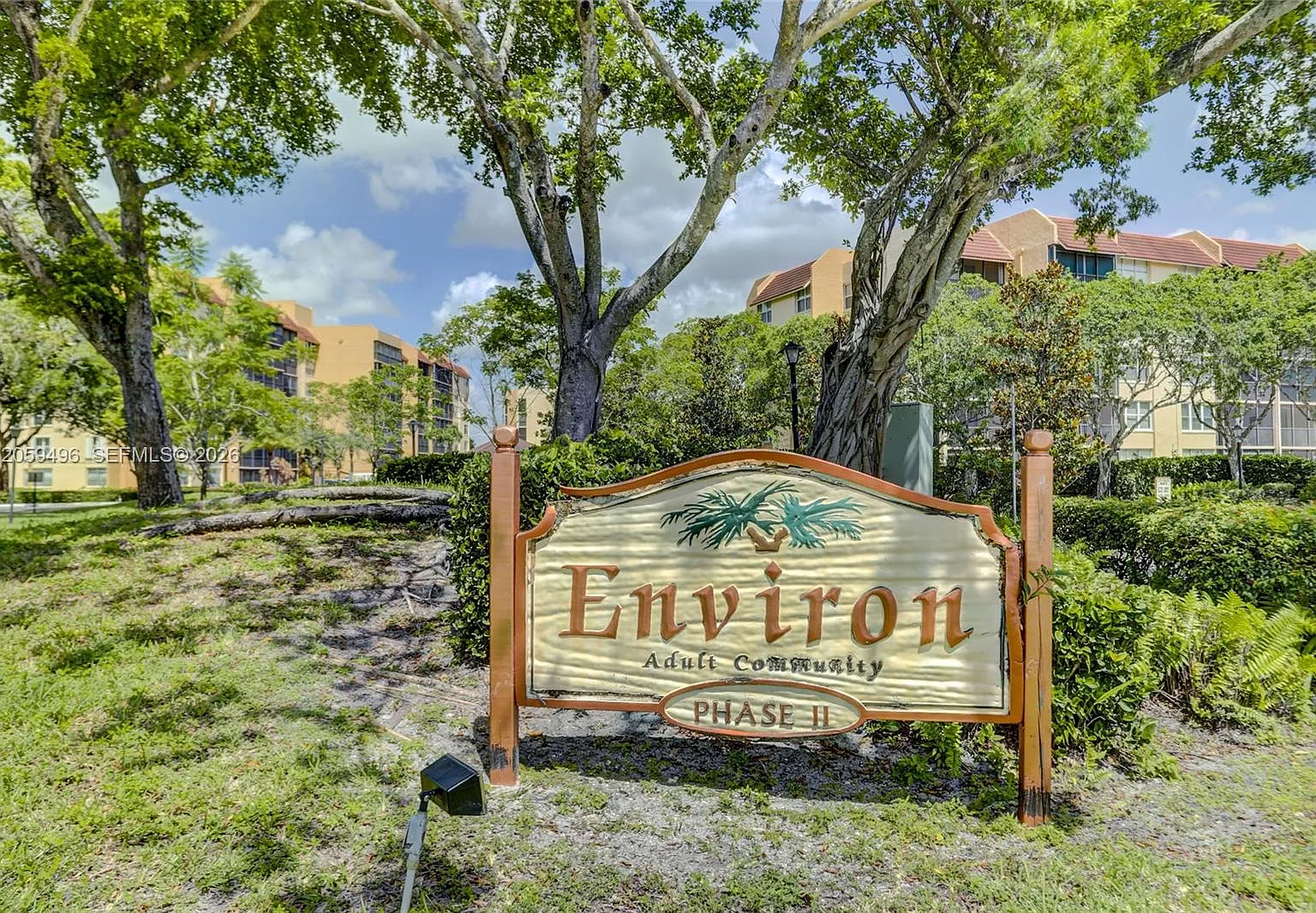 3821 Environ Blvd — Photo 1