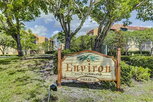 3821 Environ Blvd #406 Photo 1