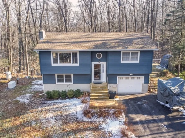 52 Appleseed Rd, Vernon Twp., NJ 07461