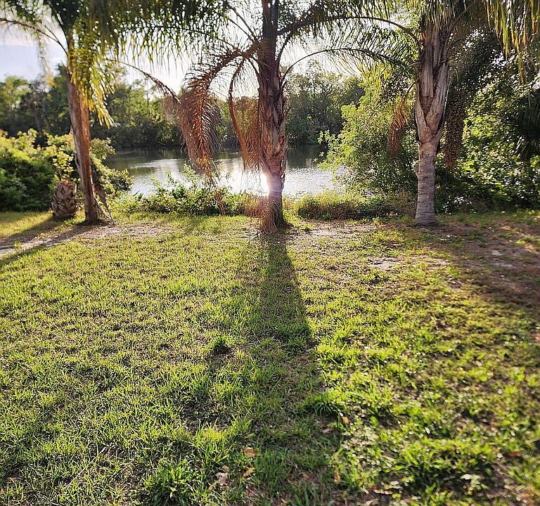 1st image of 1003 Flamingo Dr