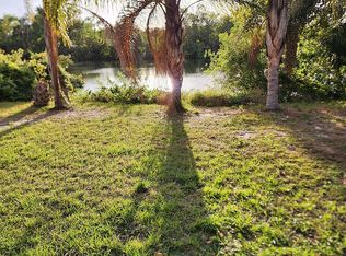 1003 Flamingo Dr, Leesburg, FL 34748