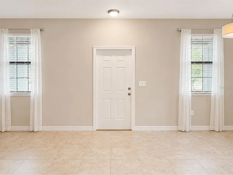 17575 Brighton Lake Rd — Photo 3