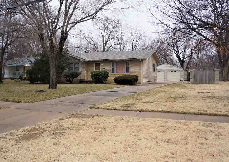 2nd image of 1843 N Meridian Ave