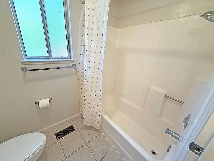 3305 Archbury Ct — Photo 11