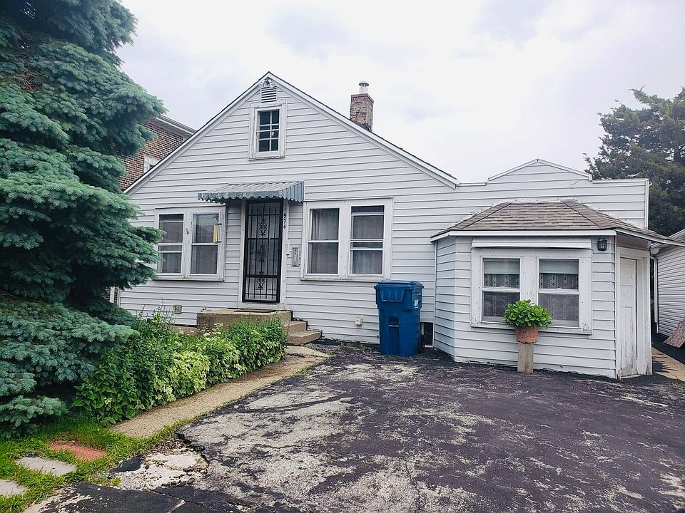 1st image of 1974 N 17th Ave