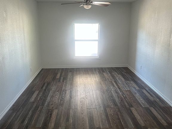 5th image of 2425 Jeanette St