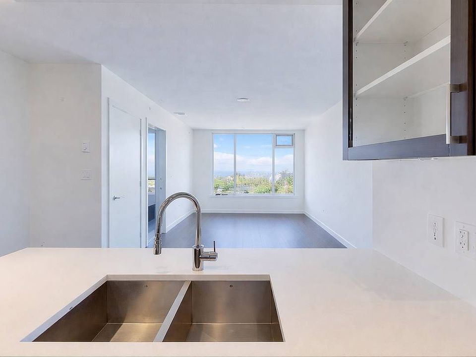 1st image of 5515 Boundary Rd #1