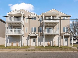 201 W 2nd Ave APT A, North Wildwood, NJ 08260